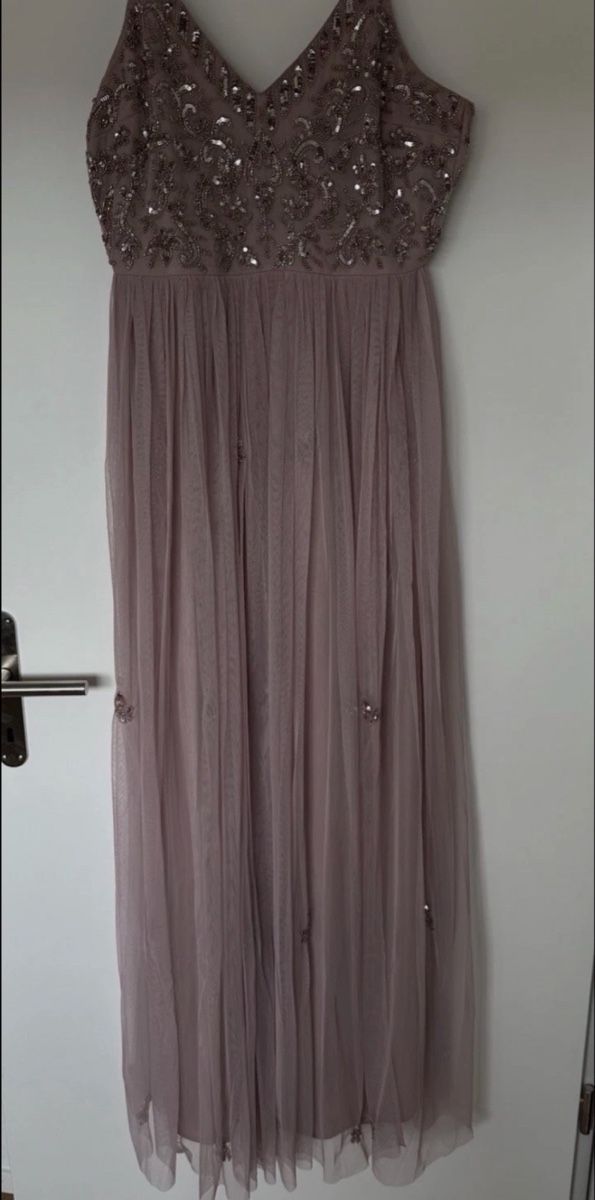 Zalando Robes: Abendkleide – D'occasion à Rickenbach ZH par ann_ina91 2