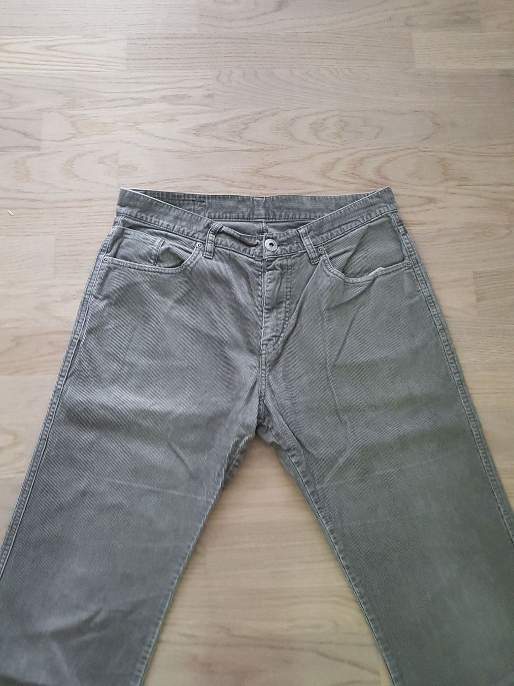 Pantaloni: Esprit Hose 32/32 – Usato da Sachseln venduto da Palur 1