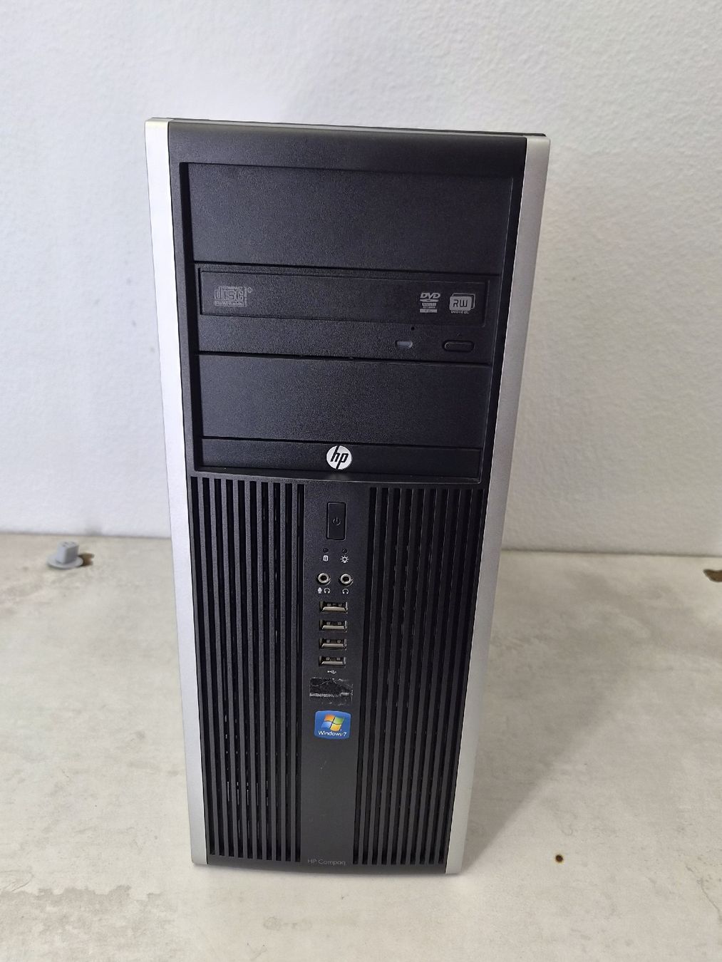 Hewlett Packard PC: HP Compaq 8200 Elite Convertible Minitower, i7 2600 – Usato da SCHAFFHAUSEN venduto da Atami99 1