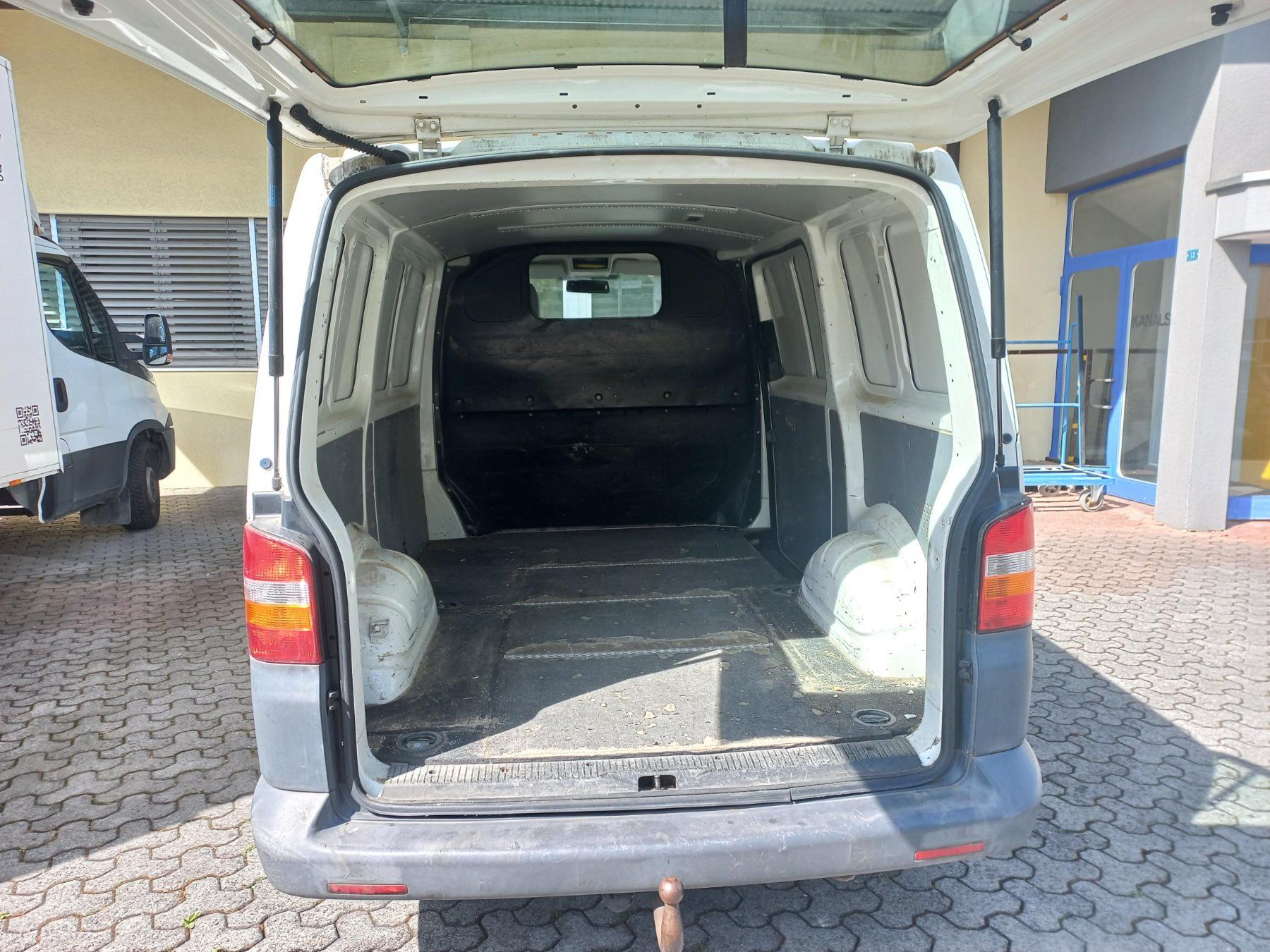 VW Veicoli commerciali: VW T5 Transporter – Usato da Stans venduto da Ma_rig 3