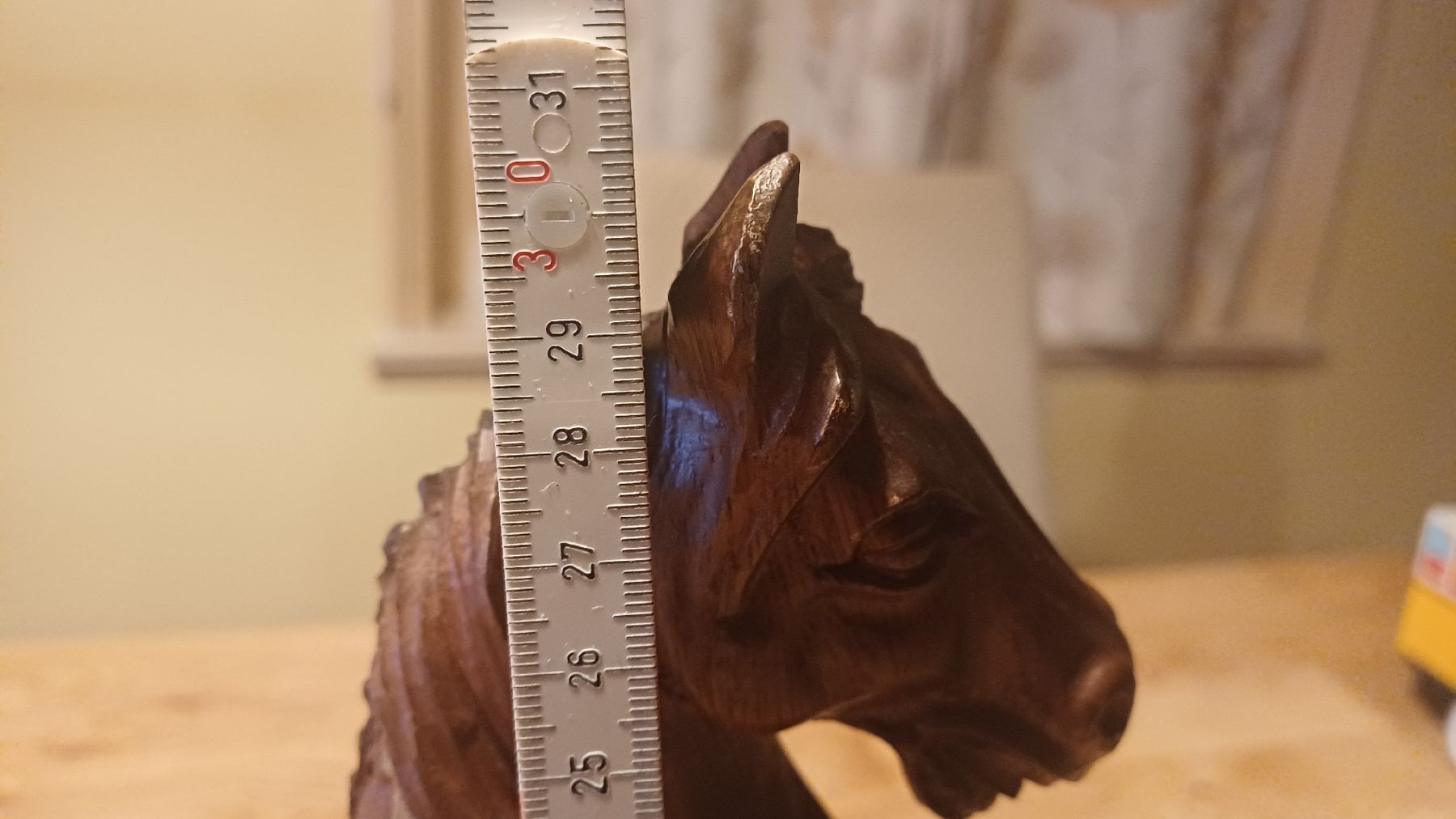 Figuren: Vintage geschnitztes  Holzpferd – Gebraucht aus Flawil von Pinkmalibu 5