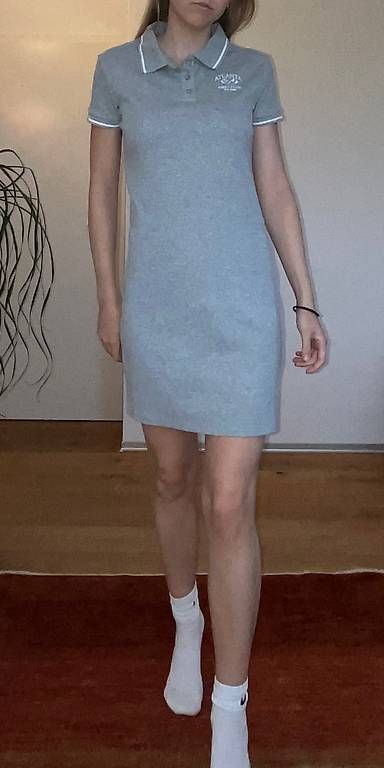 Kleider: Graues Kleid mit Kragen – Gebraucht aus Murten von leonie_tutti 1