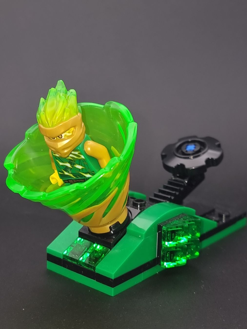 Lego Giocattoli: Lego Ninjago Lloyd FS - Spinjitzu Slam – Usato da Winterthur venduto da Diwolf