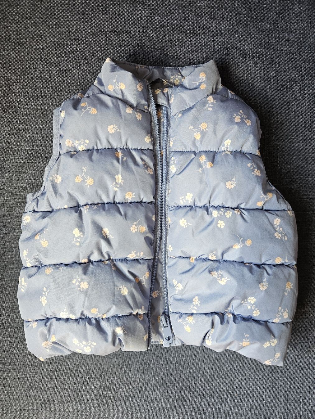 Manor Altro abbigliamento per bambina: Gilet Manor Gr. 74 – Usato da Worb venduto da jun_fj8w