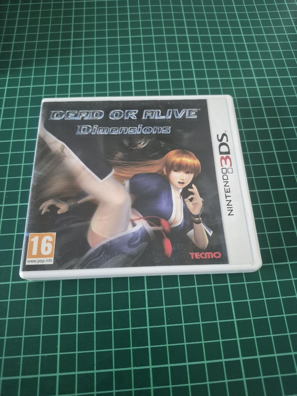 Nintendo Spiele: Dead or Alive Dimensions 3DS Game - Great Condition! – Gebraucht aus Meyrin von Retro-GZ