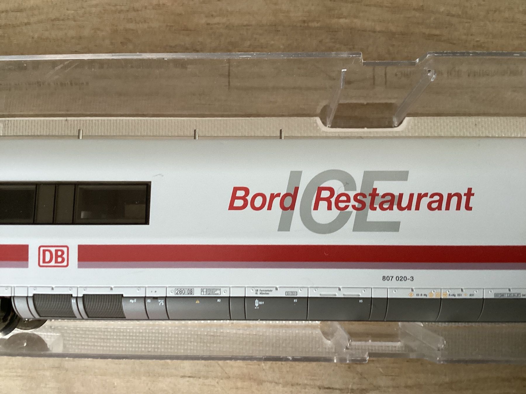 Fleischmann Modellini di ferrovie: H0 DC Fleischmann ICE Wagen – Usato da Laupen BE venduto da lasvegas2012 1