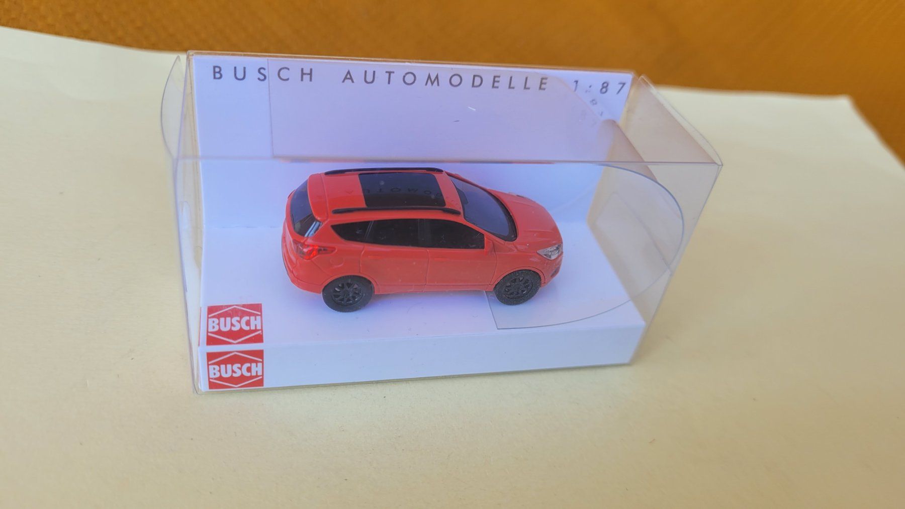 Ford Modellini d'auto: Ford Kuga, 1:87 Busch 53502 – Nuovo e nell'imballaggio originale da Domdidier venduto da Bimbo57 3