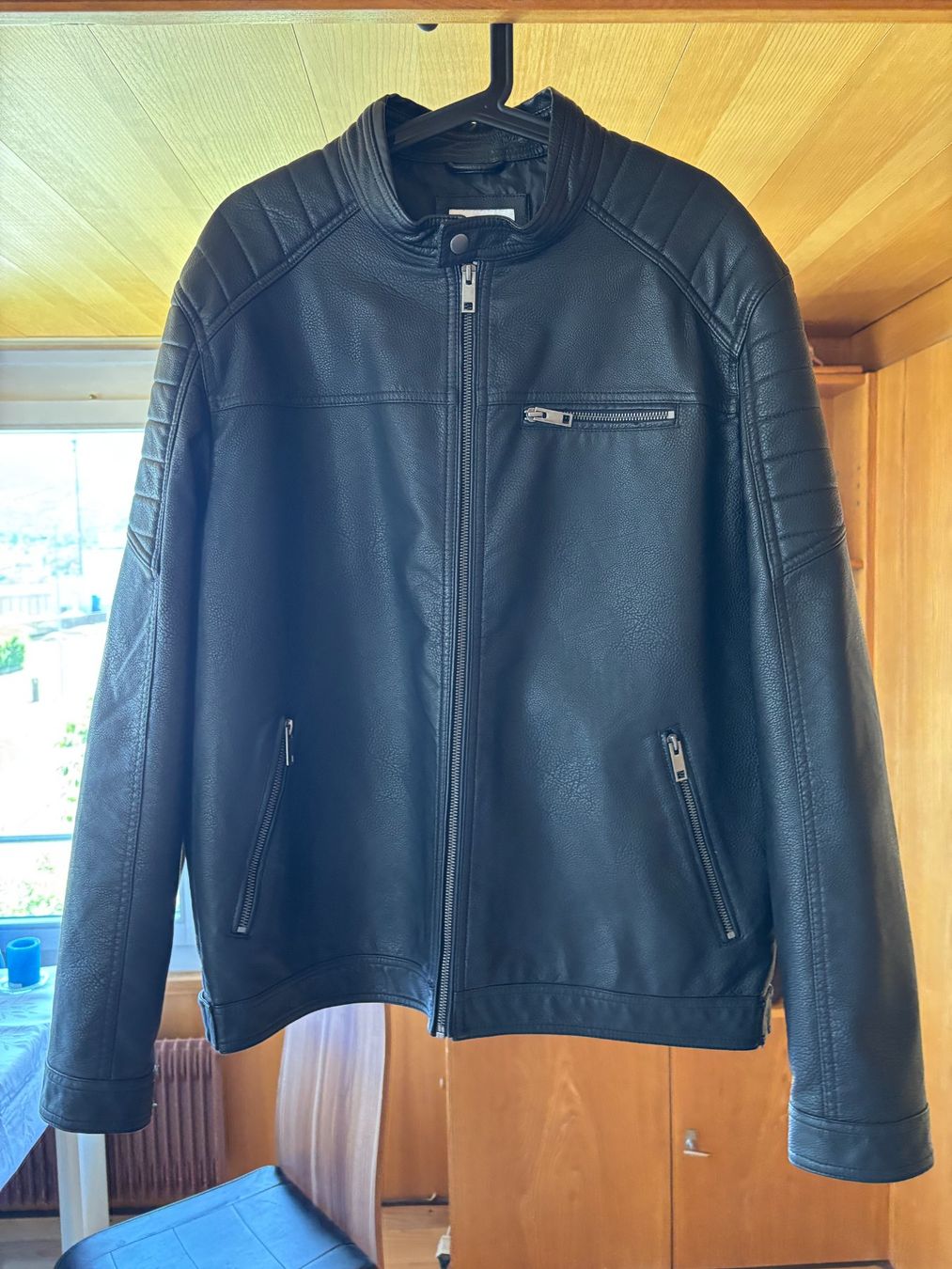Jack & Jones Jacken: Jack & Jones Kunstlederjacke Herren XXL – Gebraucht aus Spiez von X_Se_Bo_X 1