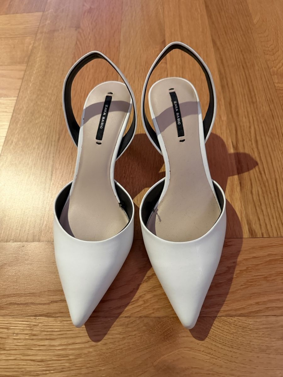 Zara Scarpe da donna: Elegante Slingpumps von Zara Basic, Weiss, Grösse 36 – Nuovo (secondo la descrizione) da Hausen am Albis venduto da Tyllenajoe