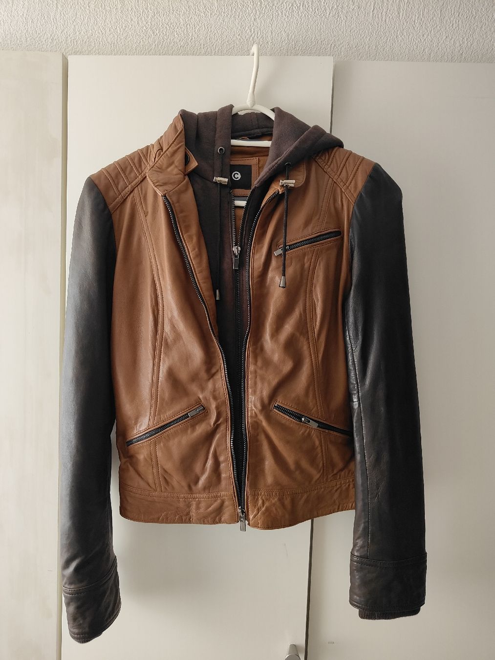Vestes: Damen Lederjacke Grösse XS – Neuf (Voir description) à Einsiedeln par TheMullets_wife