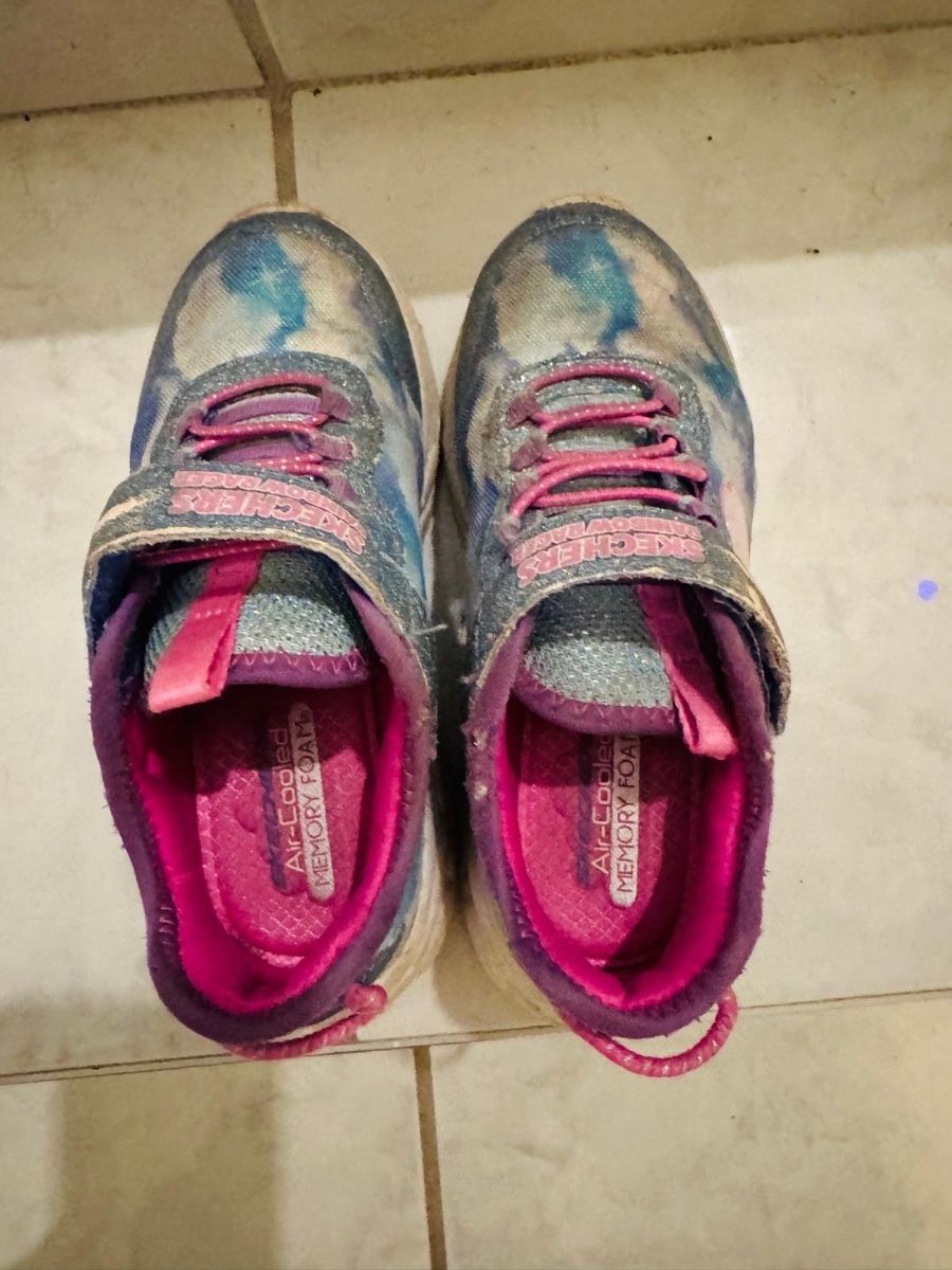 Scarpe per ragazze: Skechers Rainbow Racer Gr. 26 – Usato da Holziken venduto da Anita.urech 2