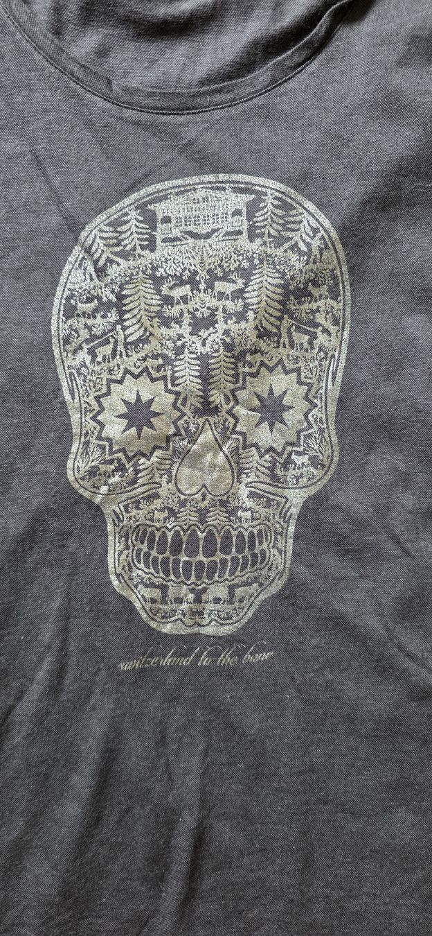 T-shirt: Tshirt L Heidi.com gris – Usato da Yverdon-les-Bains venduto da van_dq65 1