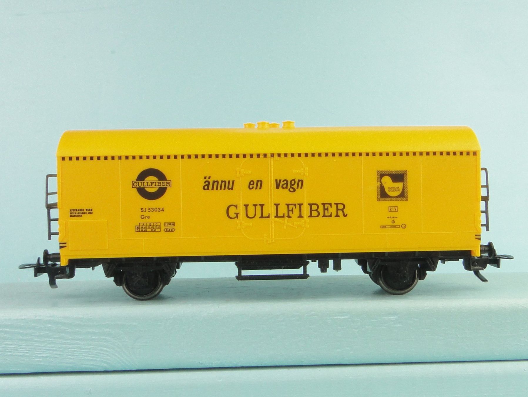 Fleischmann Modellini di ferrovie: Fleischmann Gullfieber, Märklin Kupplung – Usato da Bülach venduto da cann11 2
