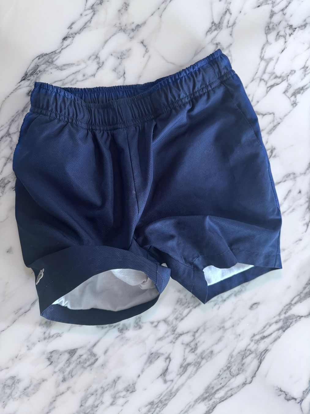 Lacoste Pantaloni: Lacoste Shorts, Gr. 110, Top Zustand – Usato da Meilen venduto da Antete 5