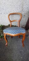 4 belles chaises anciennes, bois massif