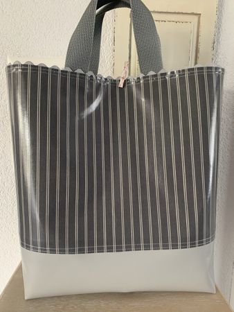 Tasche gestreift grau-weiss Henkeltasche 45x35cm neuwertig