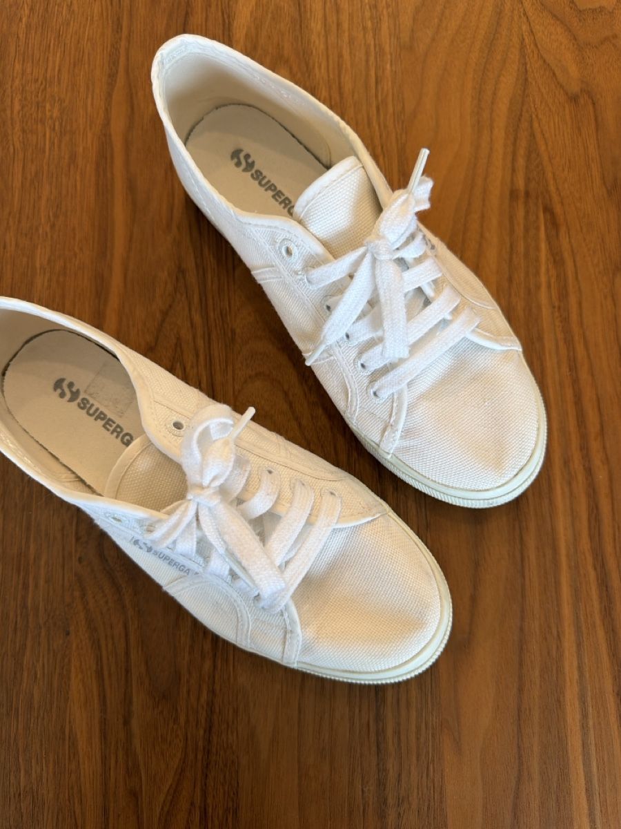 Superga Scarpe da donna: Superga weisse Leinenschuhe Gr. 39 – Usato da Zürich venduto da blancali 2