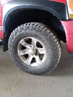 Reifen 325/65R18Zoll
