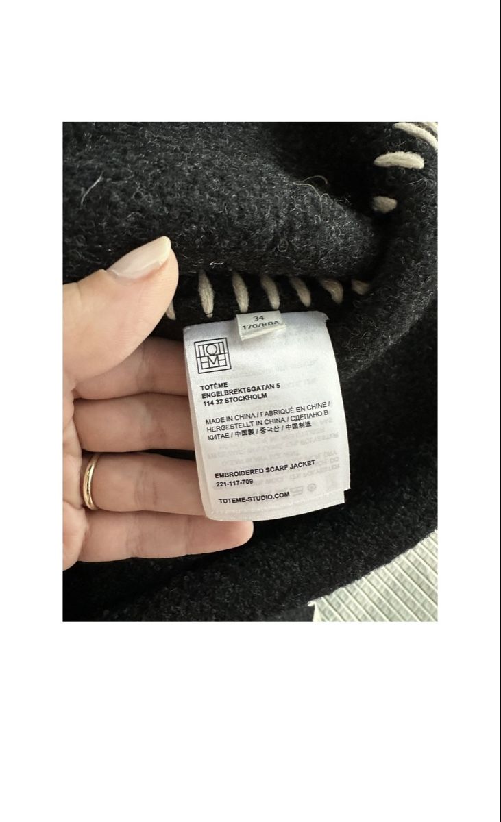 Giacche: Toteme embroidered scarf jacket – Nuovo (secondo la descrizione) da Hergiswil NW venduto da DSU07 3