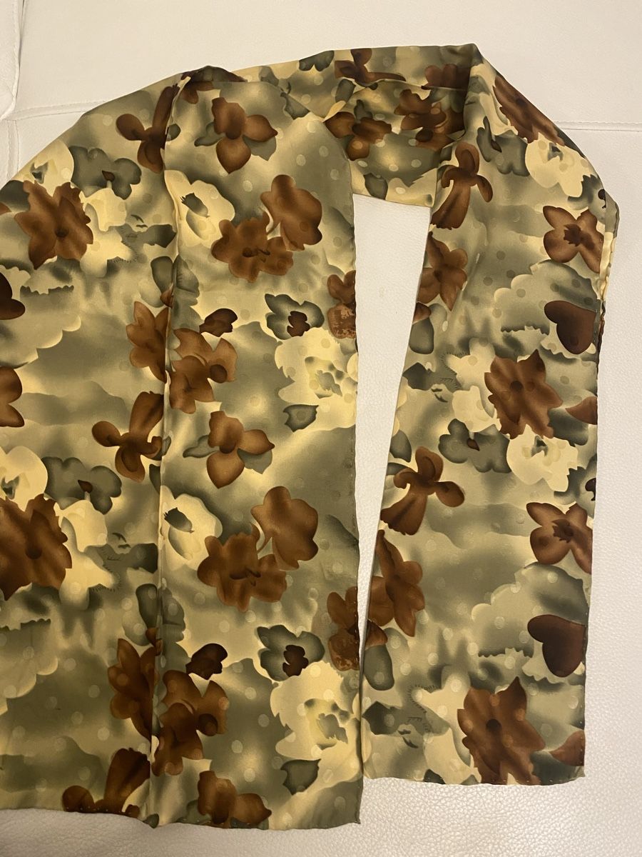 Foulard & Sciarpe: Seiden Schal 🌸 – Usato da Opfikon venduto da Luis144 3