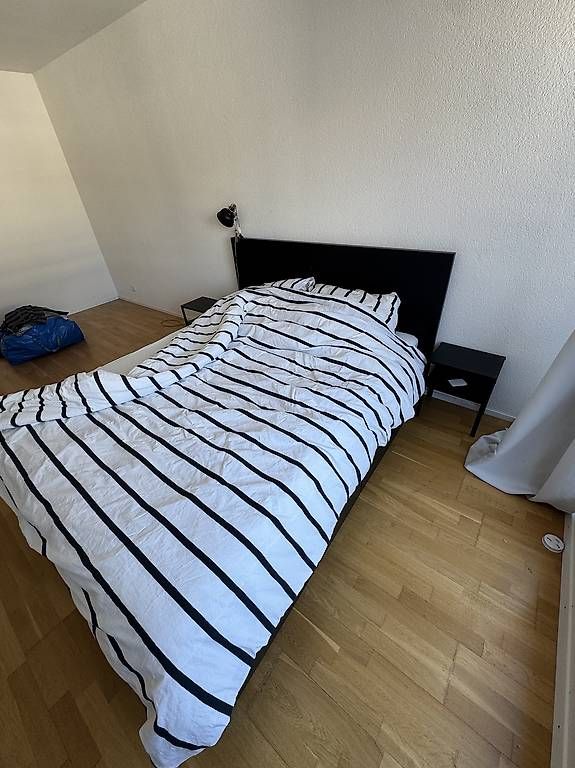 Letti: IKEA Bett Malm – Usato da Zürich venduto da oli_lk9l 1