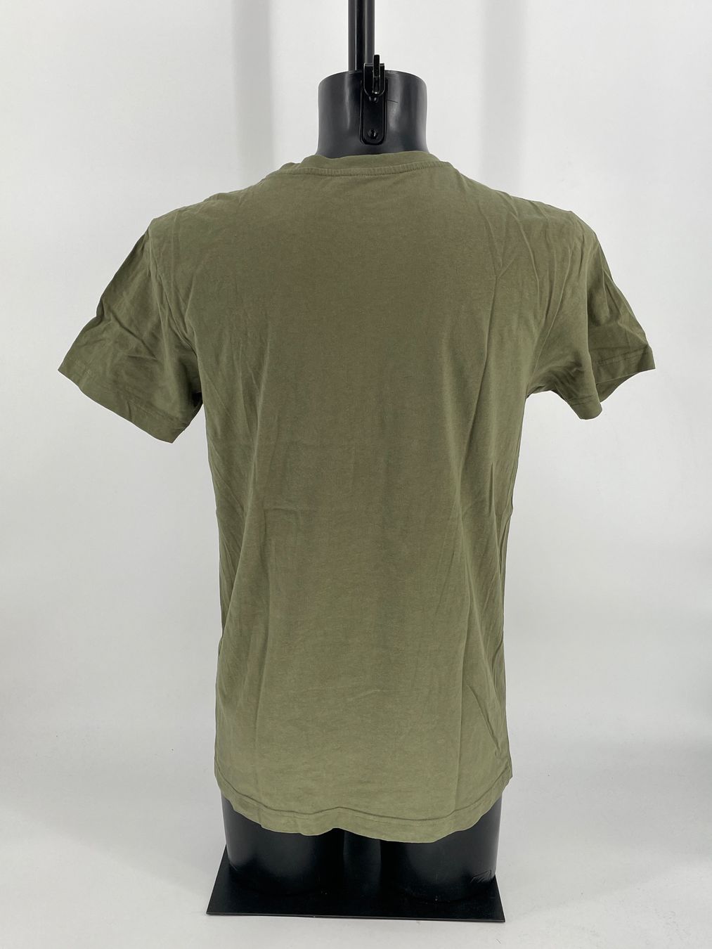 T-Shirts: Shirt Gr. M von Mister tee – Gebraucht aus Auenstein von moin. 3