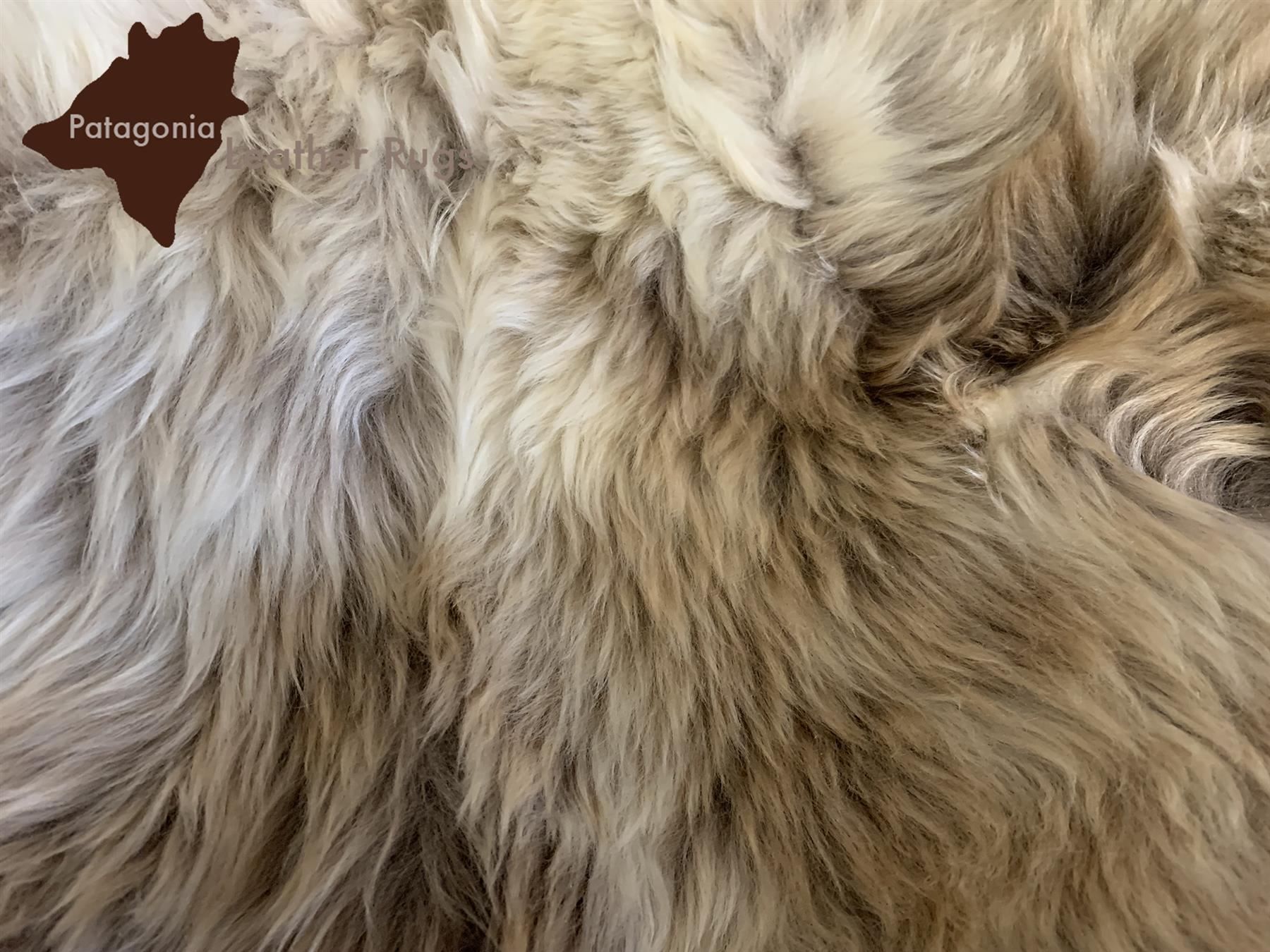 Tappeti: Lammfell Teppich – Nuovo e nell'imballaggio originale da Arbedo venduto da patagonialeatherrugs 3