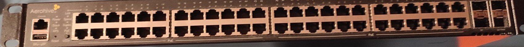 Hub & Switch: 3x Aerohive AH-SR2148P POE Switch – Usato da Eyholz venduto da mix_cyx9 4