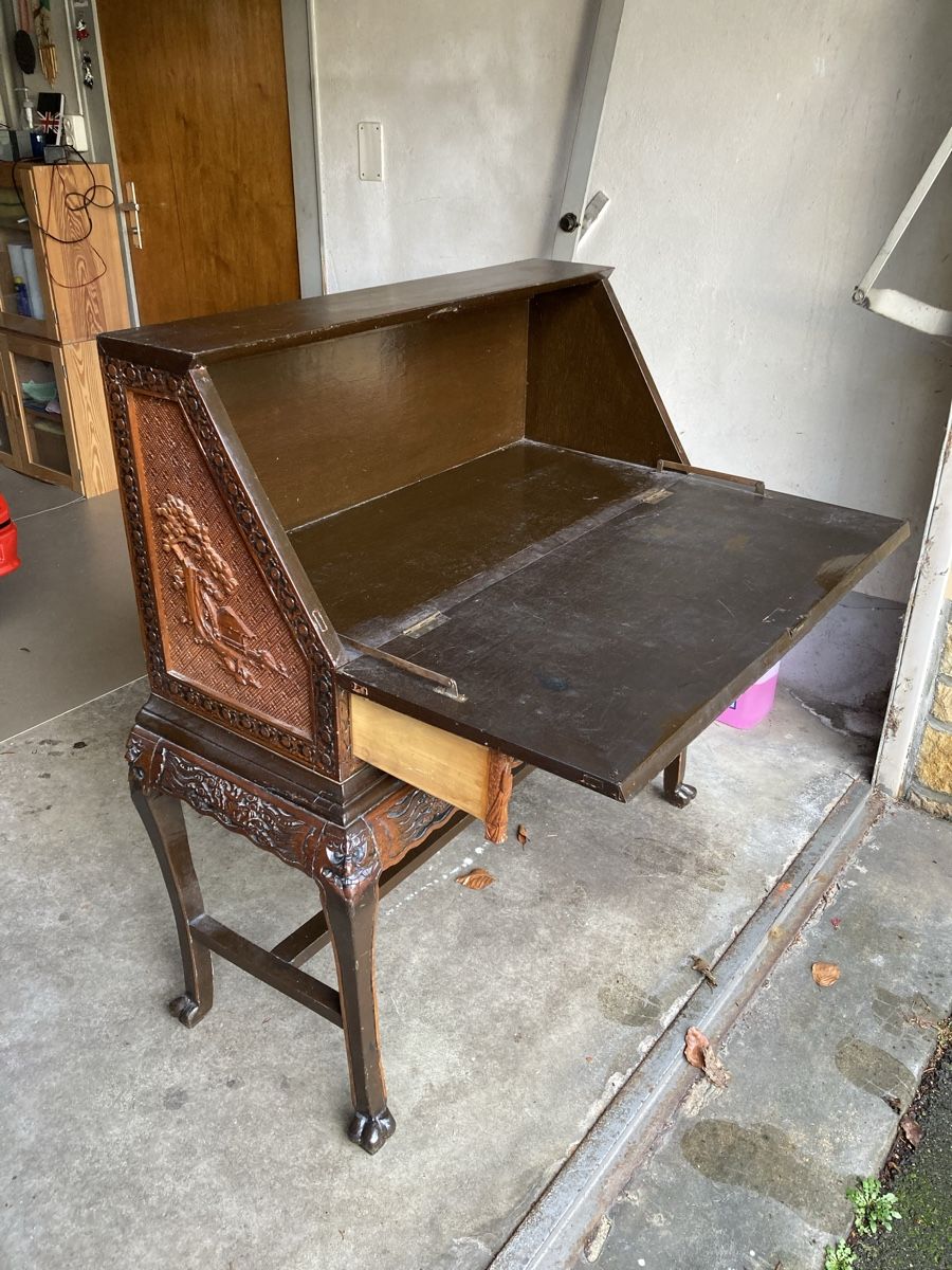 Schreibtische: Secrétaire  style chinois  – Gebraucht aus Peseux von effepi 1
