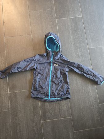 Jack Wolfskin Regenjacke Kinder Gr. 128 Top Zustand.