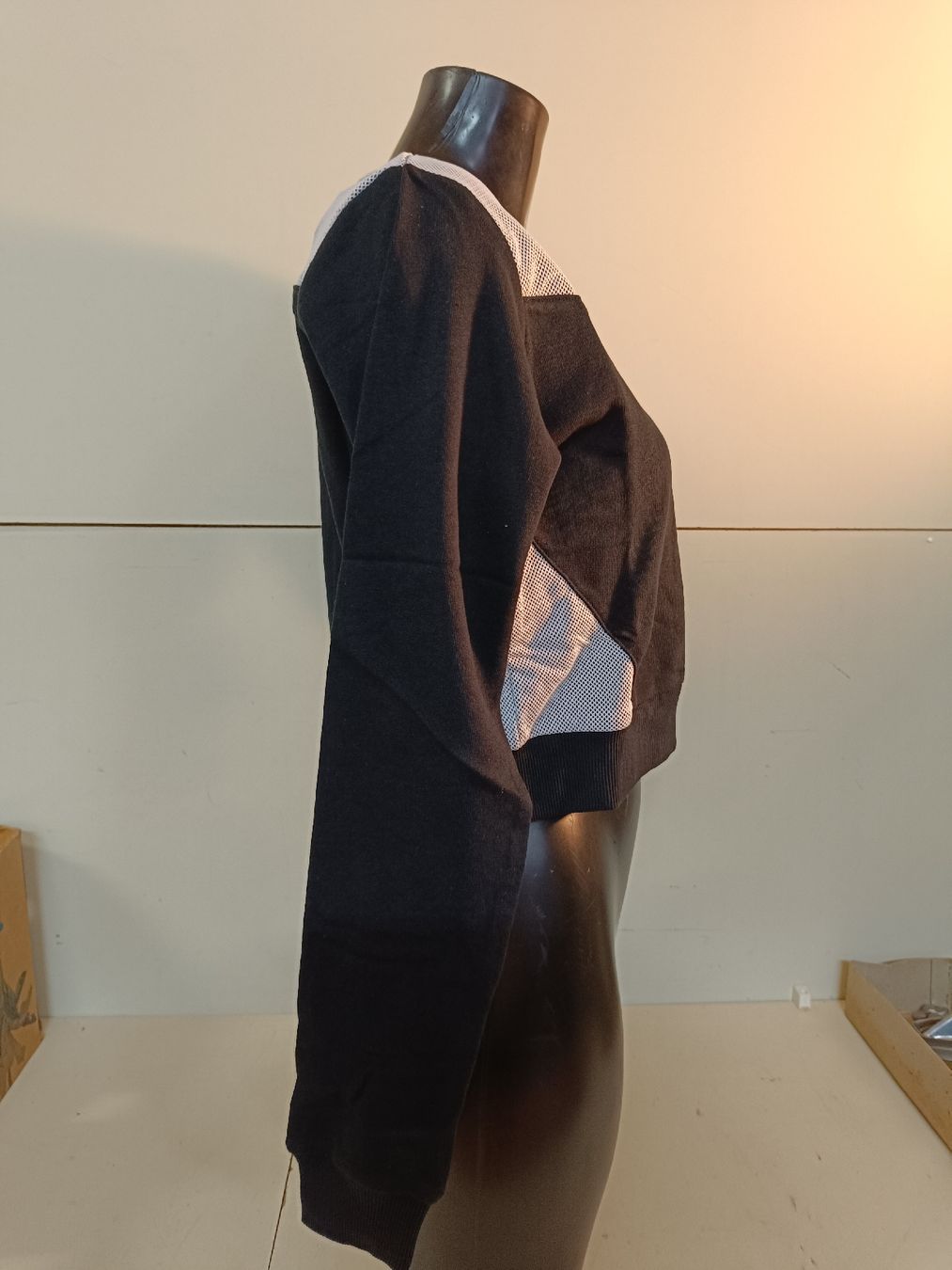 Maglioni & Felpe: Urban Classics Damen Pulli, Gr. S, neu mit Etikett. (nov261) – Nuovo e nell'imballaggio originale da Künten venduto da Schnaepplihuus 3