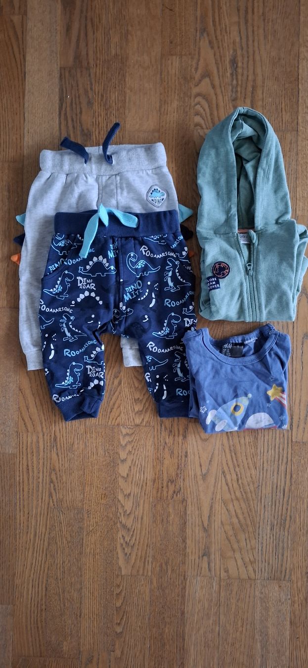 Lotti & Set di vestiti: Kleiderset Jungen Gr. 74 – Nuovo (secondo la descrizione) da Habsburg venduto da Habsburg87