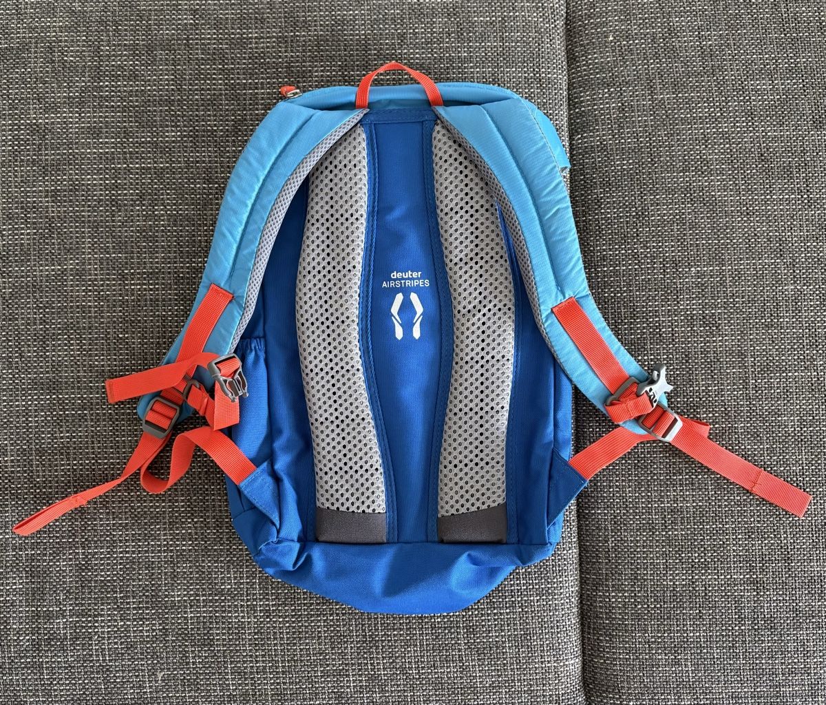 Deuter Kindertaschen: Kinder-Rucksack Deuter blau – Gebraucht aus Bülach von Zwingol 1