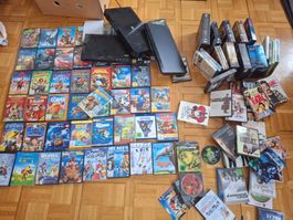 100 DVDs und 3 Player für EU und USA