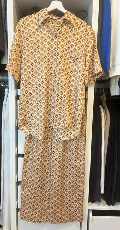 ZARA Zweiteiler Musterbluse mit Shorts