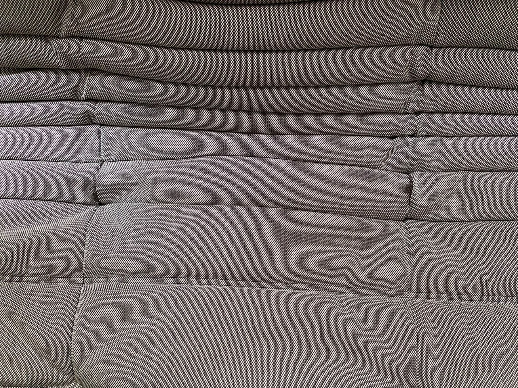 Ligne Roset Divani: Ligne Roset Togo 3er Sofa – Usato da Köniz venduto da Vintagetoys 4