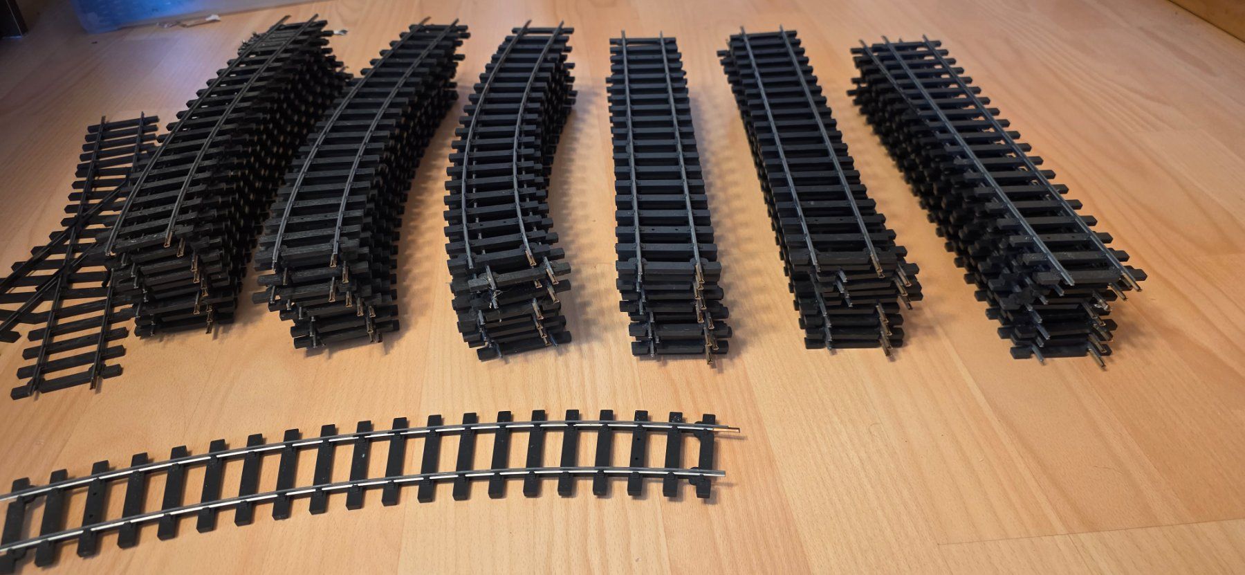 Lima Modellini di ferrovie: Lima spur 0 gleis 61 stück – Usato da Hochfelden venduto da Danizh0 1
