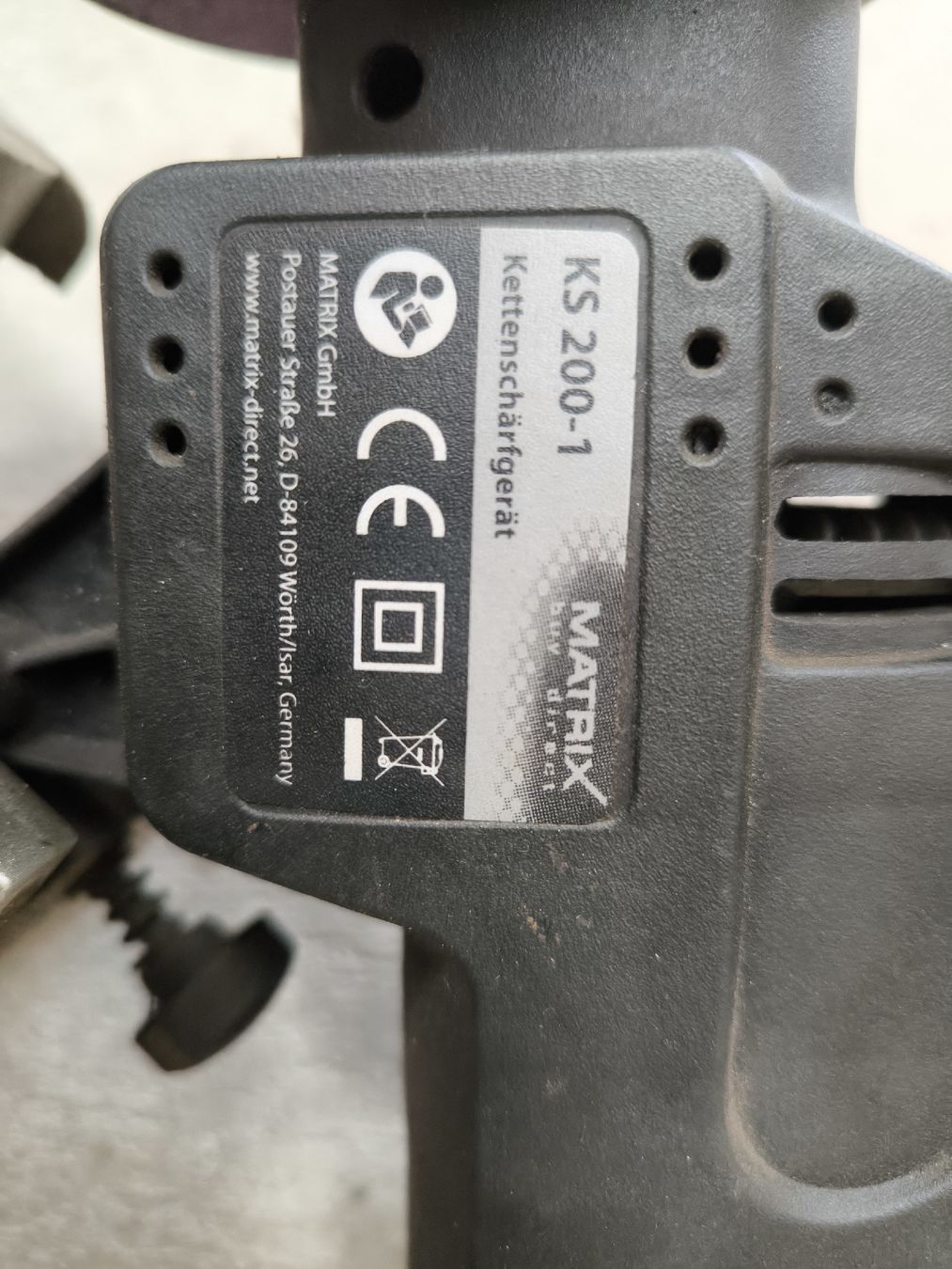 Smerigliatrici & Lucidatrici: Matrix KS 200-1 Kettenschärfgerät  – Usato da Geiss venduto da Fiatagri_power 3