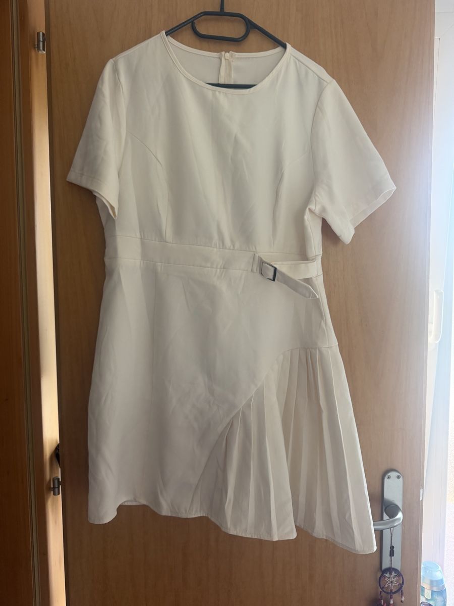 Shein Vestiti: robe shein  – Nuovo (secondo la descrizione) da Sion venduto da tatiana.1508 2
