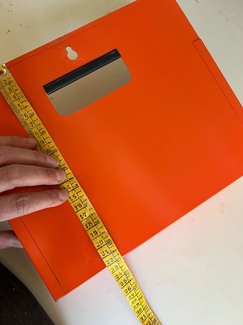 Supporti a parete: Handy Aufhänger – Usato da Solothurn venduto da Spicar 4