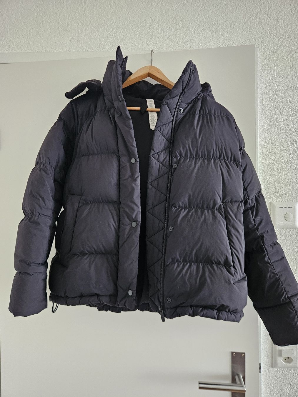Lululemon Giacche: Lululemon Daunenjacke – Usato da Wil SG venduto da an_ka