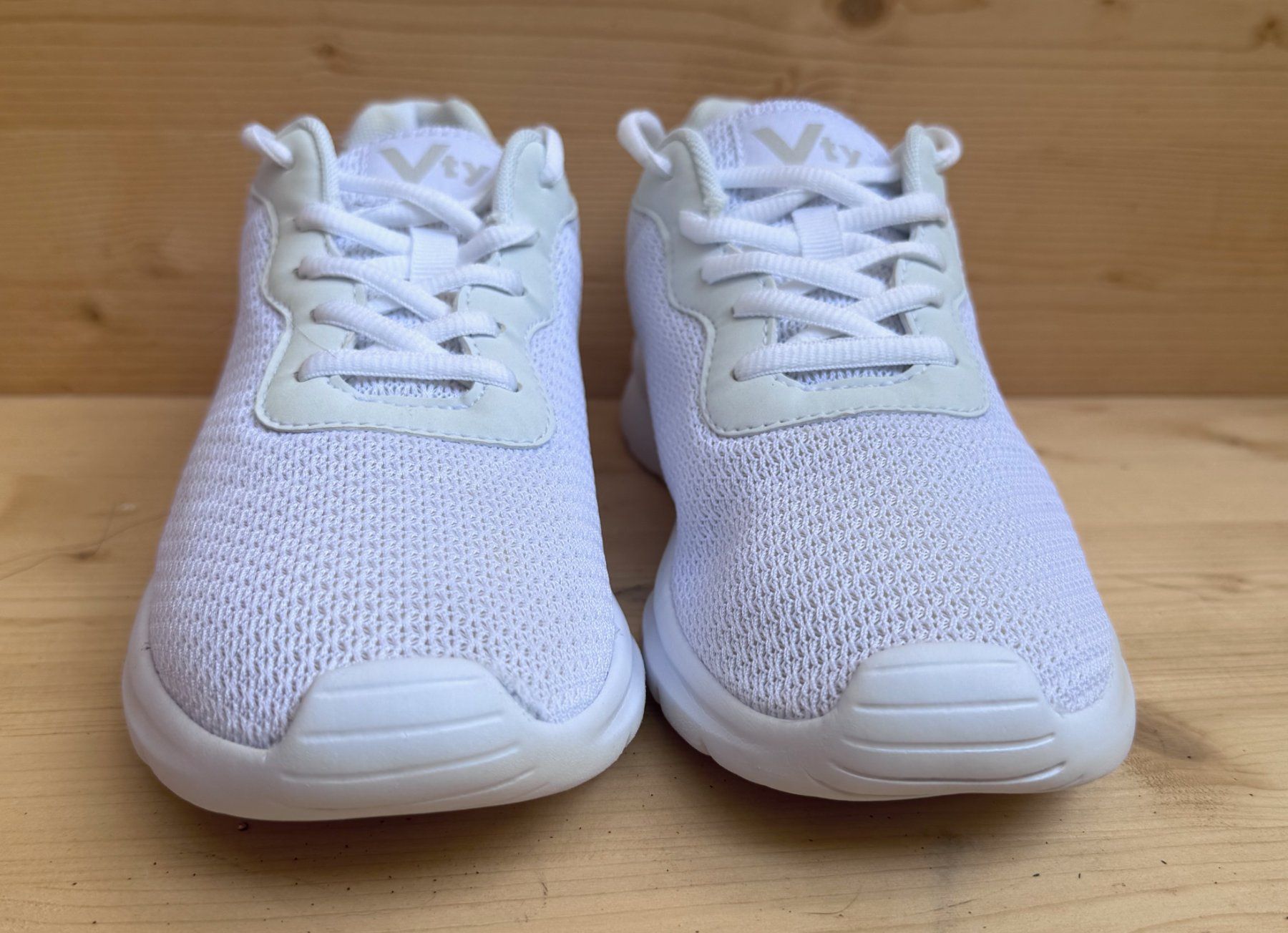 Scarpe da uomo: VTY Sneakers pointure 41, blanches – Usato da Gland venduto da Rwdd 3