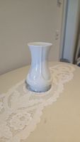 Porzellanvase Royal Bavaria KPM Germany – weisses Reliefdeko