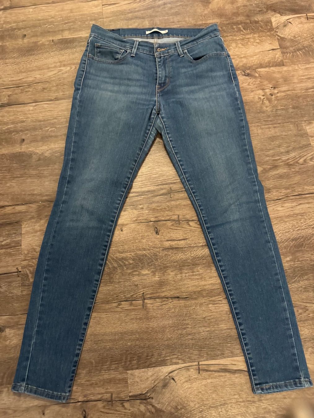 Kleiderpakete: 8 Jeans Levi's – Gebraucht aus Pfeffingen von Twoa 5