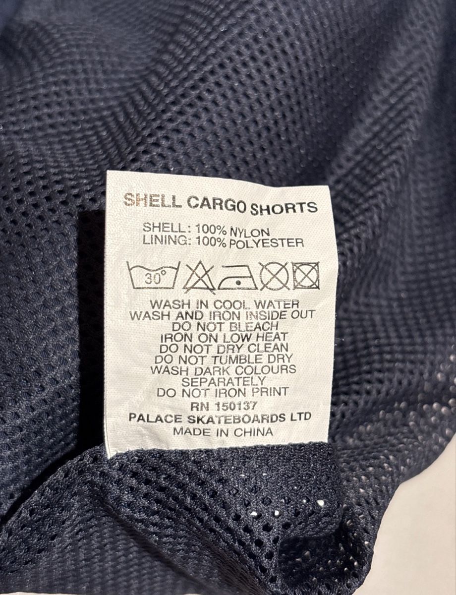 Palace Pantaloni: Palace Cargo Shorts – Usato da Schlieren venduto da mw_91 2