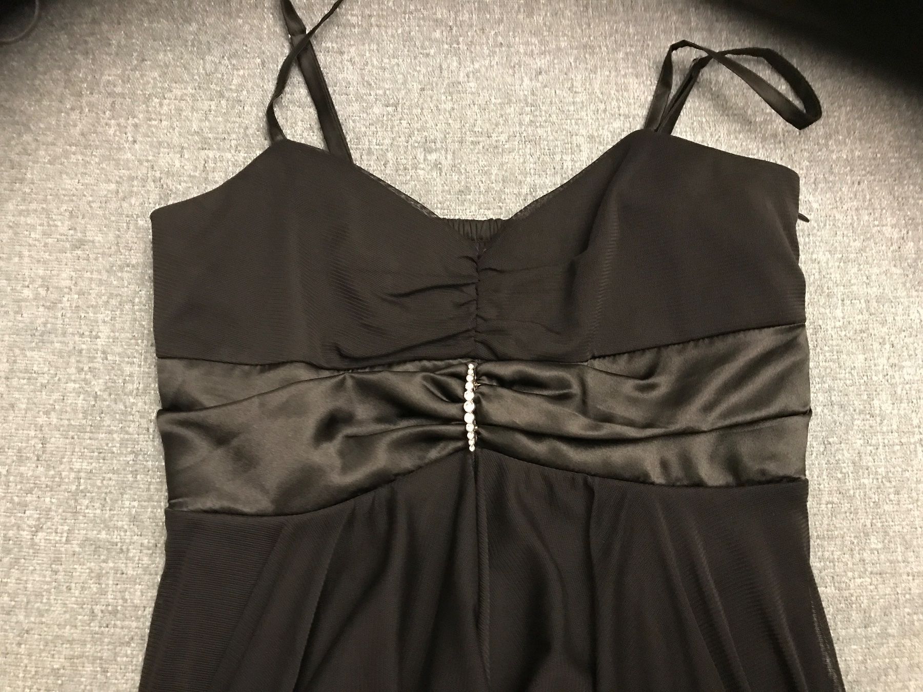 Robes: Abendkleid – D'occasion à Niederglatt ZH par Mary102 2