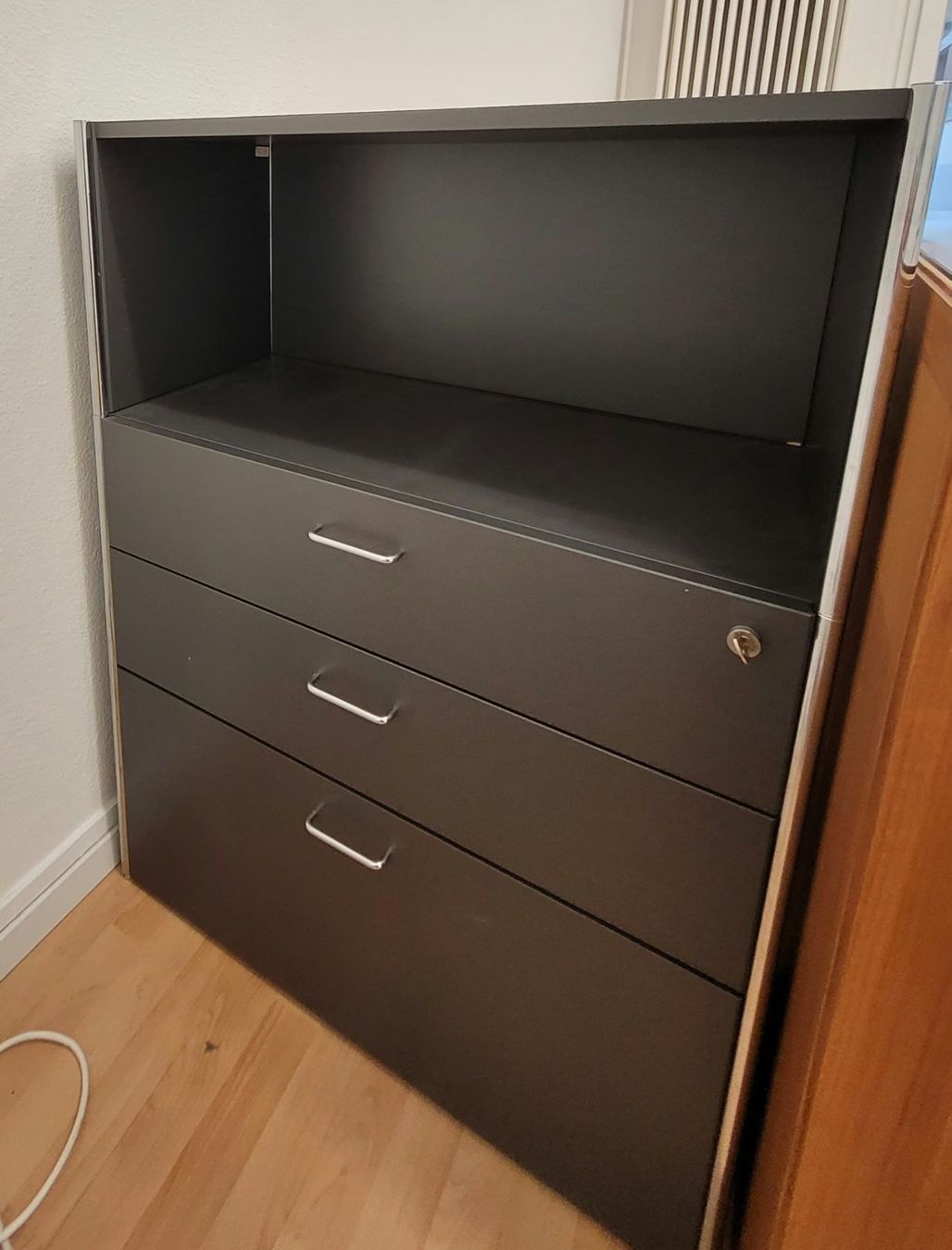 Regale: Ex Rolex SM Haller Sideboard - 4 OH – Gebraucht aus Sonceboz-Sombeval von ter_9rc5 2