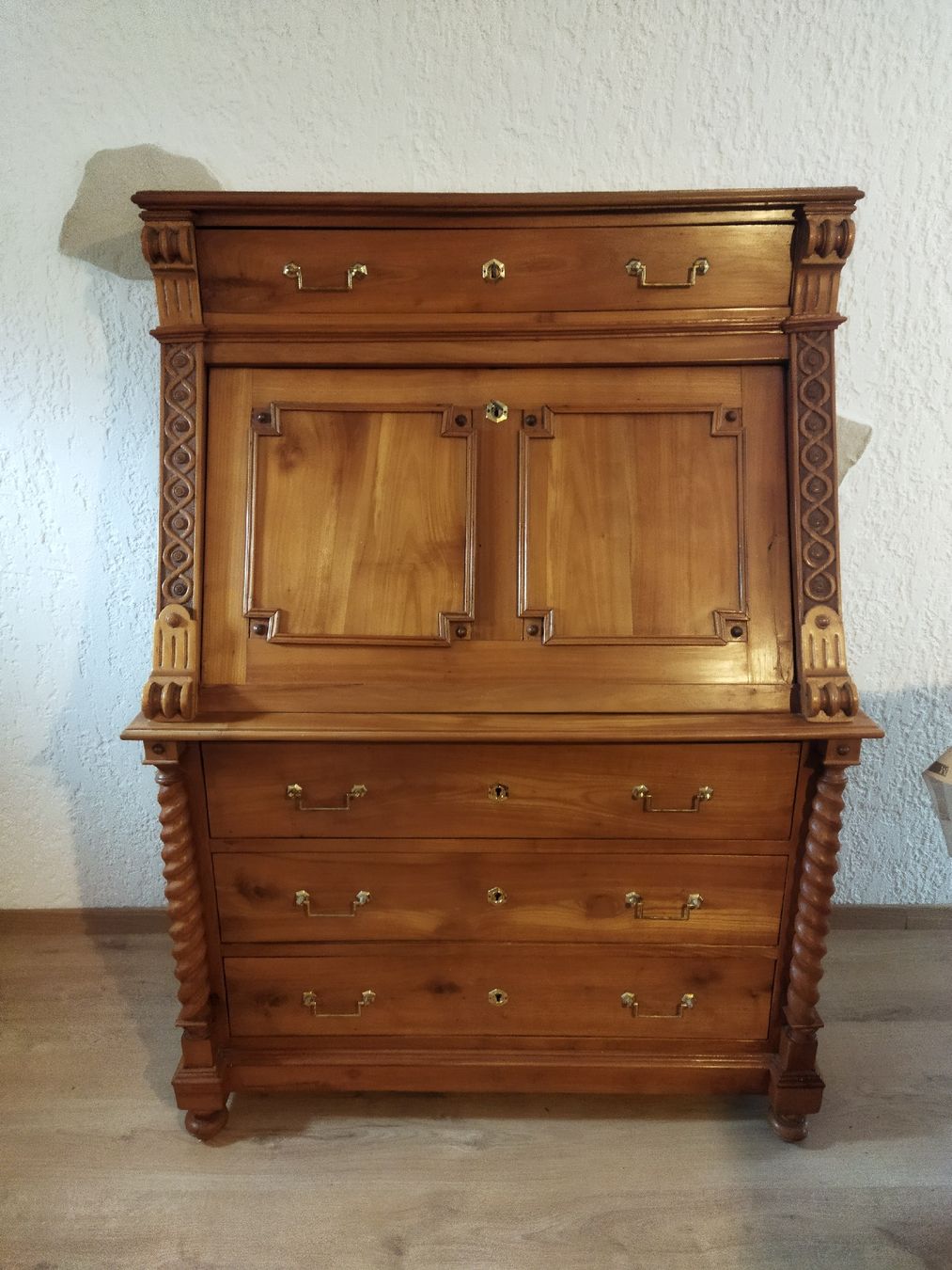 Cassettiere: secrétaire artisanal – Usato da Courtételle venduto da Netha