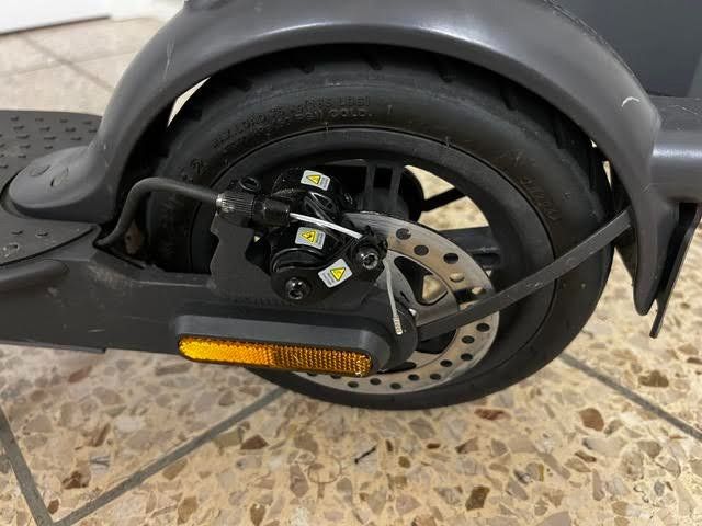 Scooters: Mi Elektroroller Ninebot Pro2, 25 h/km wenig gebraucht – Gebraucht aus Muttenz von Sila2 4