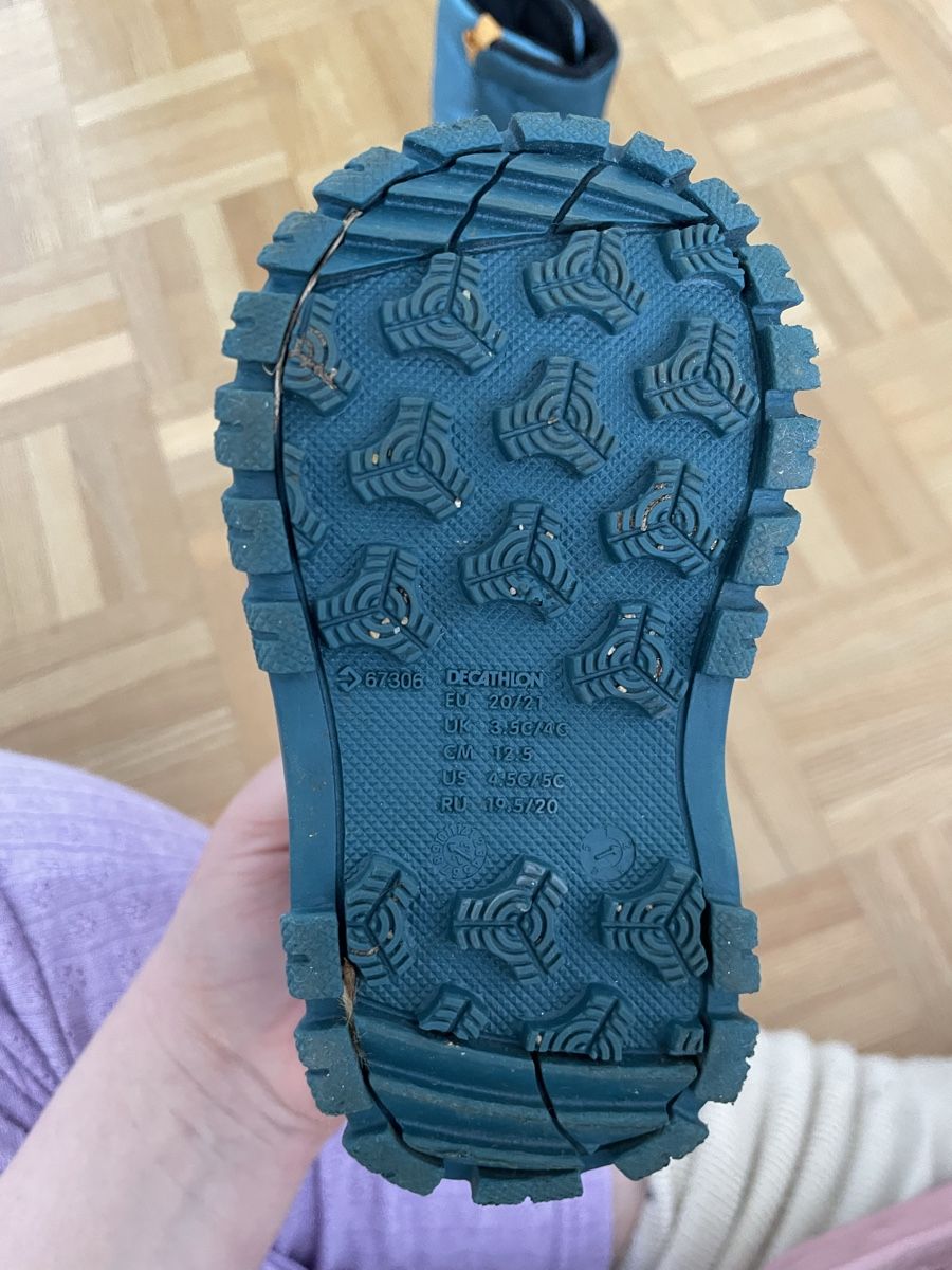 Decathlon Scarpe per ragazzi: Winterboots für Kleinkinder – Usato da Basel venduto da ste_jr9g 3